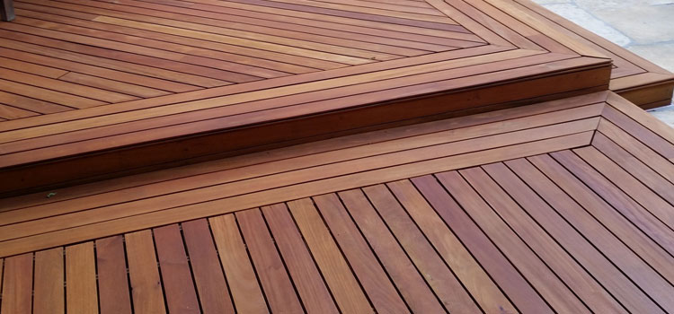 Redwood Decking Material in Sierra Madre, CA